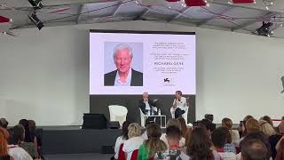 Richard Gere Hilariously Forgets ‘Pretty Woman’ at Venice Film Festival Calls It a ‘Tiny’ Movie [upl. by Peatroy]