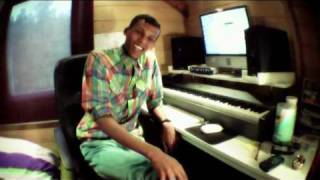 Stromae  Leçon N°16 quotBienvenue chez moiquot [upl. by Joashus]