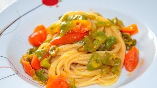 Spaghetti con friggitelli e pomodori ciliegini [upl. by Lyn70]