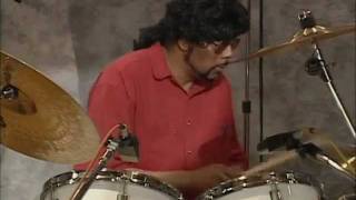 James Gadson Funk RampB Drumming [upl. by Pierrette]