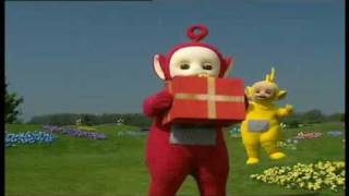 Teletubbies  Po hat ein Geschenk [upl. by Occor136]