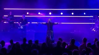 I Get Weak  Belinda Carlisle  Greatest Hits Tour 2022  G Live Guildford 21FEB [upl. by Enenej]