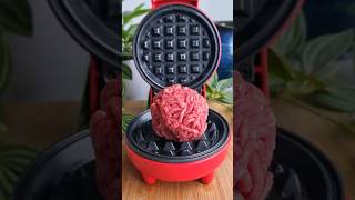 CHEESEBURGAUFRE  recette cuisine cheeseburger waffle snack smash burger fromage [upl. by Grega43]