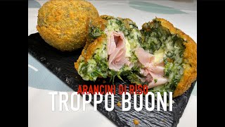 ARANCINI DI RISO E SPINACI  Ripieno con prosciutto e mozzarella   ECCELLENTE [upl. by Sunday179]