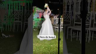 Hora do buquê 💐 noivas buquedeflores noivadecristo casamento [upl. by Rezal]