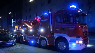 WAS FÜR EIN FAHRZEUG  Feuerwehr schleppt Feuerwehr ab ASK Berufsfeuerwehr Wien [upl. by Claudia]