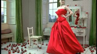 Comercial Fragrancia Carolina Herrera [upl. by Ginzburg865]