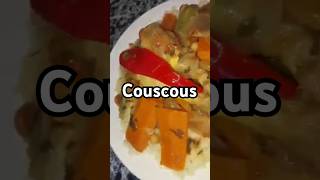 Couscous au poulet et légumes [upl. by Rawna]