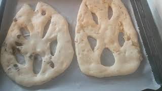 Fougasse aux Olives Recette Facile [upl. by Elin]