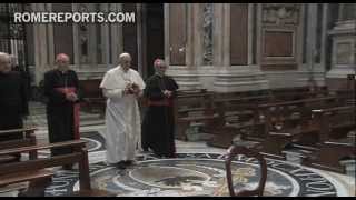 Francisco I ofrece su pontificado a la Virgen en Santa María Mayor [upl. by Pepe]