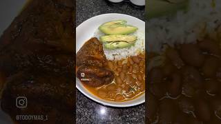 Pollo Guisado Dominicano almuerzo dominicanfood receta [upl. by Norean]