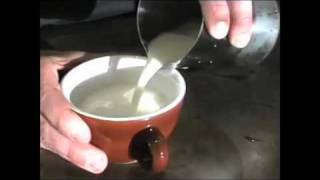 How to steam milk for Latte art taught by Scott Rao using soap and water [upl. by Meredeth]