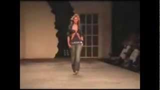 Gisele Bündchen runway compilationcompilação de desfiles [upl. by Pasol]