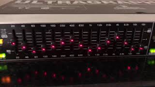 BEHRINGER Ultragraph Pro FBQ1502 [upl. by Uttica386]