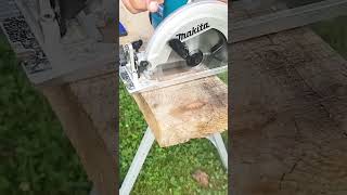 Makita DSS611  Loutil idéal ou une perte de temps  🤔 shorts viralvideo makita bricolage [upl. by Leahcimnaes]