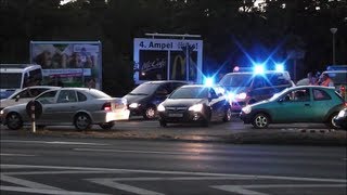 ZPKW  HGrKW im Gegenverkehr FuStW Polizei NRW [upl. by Jessabell]