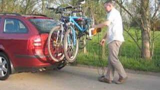 Loading bikes onto a MAXXRAXX bike rack [upl. by Farrish]