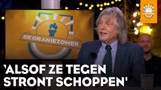 Johan bekeek vrouwenvoetbal Net alsof ze tegen een hoop stront schoppen  DE ORANJEZOMER [upl. by Odnaloy490]