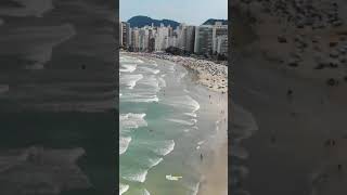 Praia das Pitangueiras em Guarujá Litoral de SP [upl. by Kerwinn882]