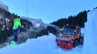 UNIMOG  LAWINENSCHNEE FRÄSEN IN DEN SCHWEIZER ALPEN [upl. by Zebulon11]