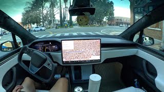 Tesla FSD beta v123 on roundabout [upl. by Constancy]