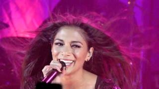 Nicole Scherzinger  190212 LONDON Hmv Hammersmith Apollo Baby love [upl. by Antonin]