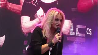 Bonnie Tyler  Its A Heartache Rewind North [upl. by Amehsyt]