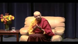 Tendências infantis que nos impedem de viver o presente  Jetsunma Tenzin Palmo [upl. by Sarad]