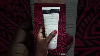 Ponds charcoal face wash reviewfacewashreview pondsfacewash youtubeshorts [upl. by Ordnael]