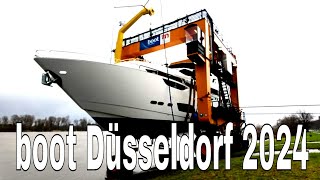 boot Düsseldorf 2024  Schiffskran quotBig Williquot hebt schwere Großyacht 4K Video [upl. by Aremmat]