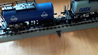 Electric Uncoupler DCC Roco 61118 Расцепитель Roco 61118 [upl. by Nesnaj]