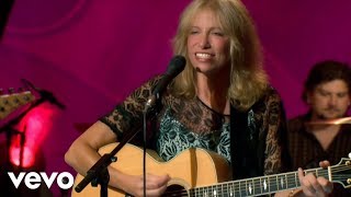 Carly Simon  Youre So Vain Live On The Queen Mary 2 [upl. by Hyrup]