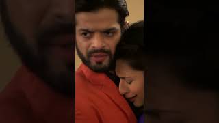 Sad momentdivdivyankatripathikaranpatel [upl. by Kciv643]