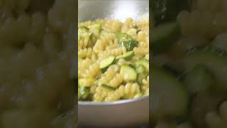 Pasta zucchine e menta shorts [upl. by Roee]