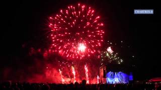 Chartres le bouquet final du 14 juillet 2013 [upl. by Zerlina602]