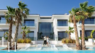 Inside a 52000000 Modern Mansion On The Market In This Billionaire City [upl. by Nador]