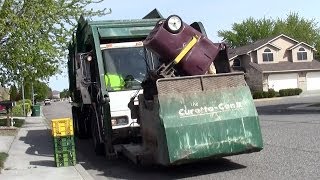 Freightliner Condor Wittke Starlight Garbage Truck with The CurottoCan II [upl. by Hosfmann708]