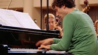 Ravel  Piano Concerto in G Presto  GreilsammerGECA [upl. by Irotal]