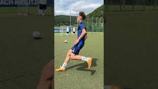 coachmesut Trainingseinheit des Tages  Folge 293 fußball training teamsport shorts [upl. by Hebert957]