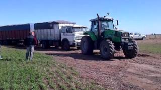 Agco Allis 6175 tirando camion [upl. by Clementas]