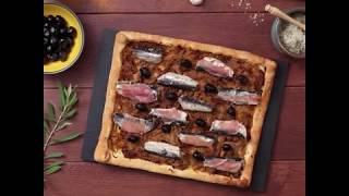 Parmentier – Pissaladière aux sardines  Recette [upl. by Feldt928]