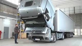 Der neue MB Actros MP4 1423  Fahrerhaus kippen  Video Oeni [upl. by Thelma]