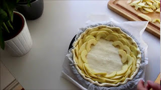 Tarte Aux Pommes à lAlsacienne [upl. by Llemej]