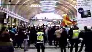 Malmö FF tågar in på Centralstationen i Stockholm [upl. by Cadal867]