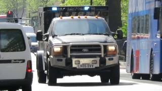 VERY RARE Metropolitan Police Ford Guardian Jankel Responding [upl. by Ime]