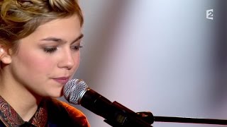 Louane chante Maman live  Une Nuit avec les Héros de la Santé [upl. by Aras]