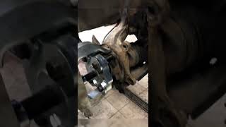 Awesome tool for wheel bearing automotive tips tricks mechanictools powertools tools [upl. by Annuhsal635]