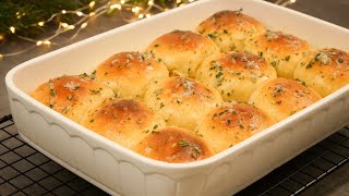 Dinner Rolls mit Butter Rosmarin amp Thymian  Butter Rolls  Festliche Beilage [upl. by Shuping]