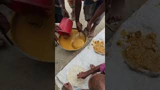 আলুর ডাল খাইতে চাইলে চলে আসুন গাইবান্ধায়😋 viralvideo আলুরডাল foryoupage foryou share [upl. by Ycul439]