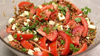 Einfacher Linsensalat mit Tomaten und Feta ist ideal Ich werde nie müde den Salat zu essen [upl. by Thomasine]